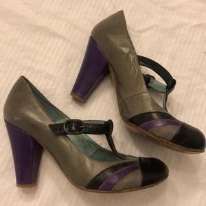 Steve Madden retro kitten heels
